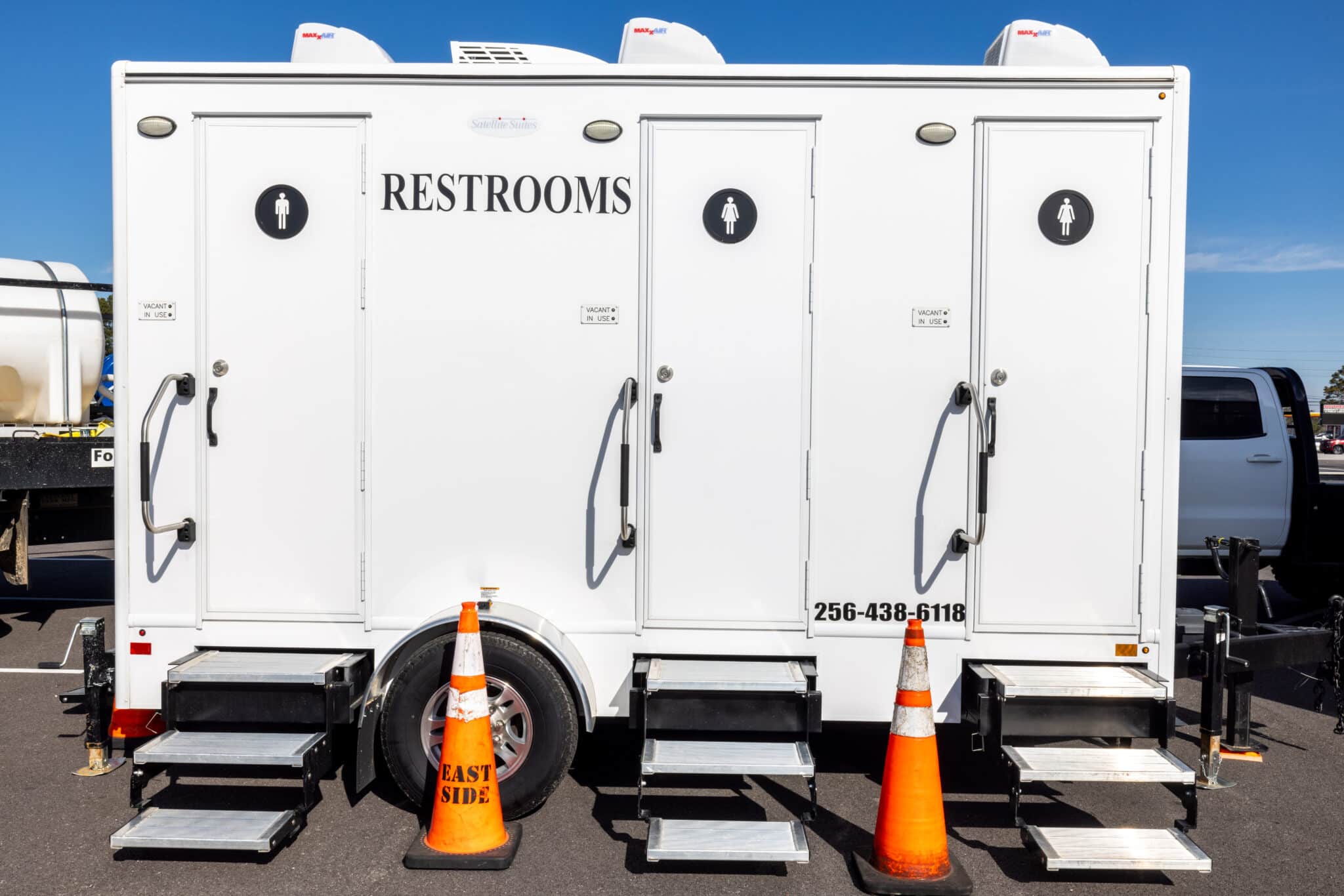restroom trailer