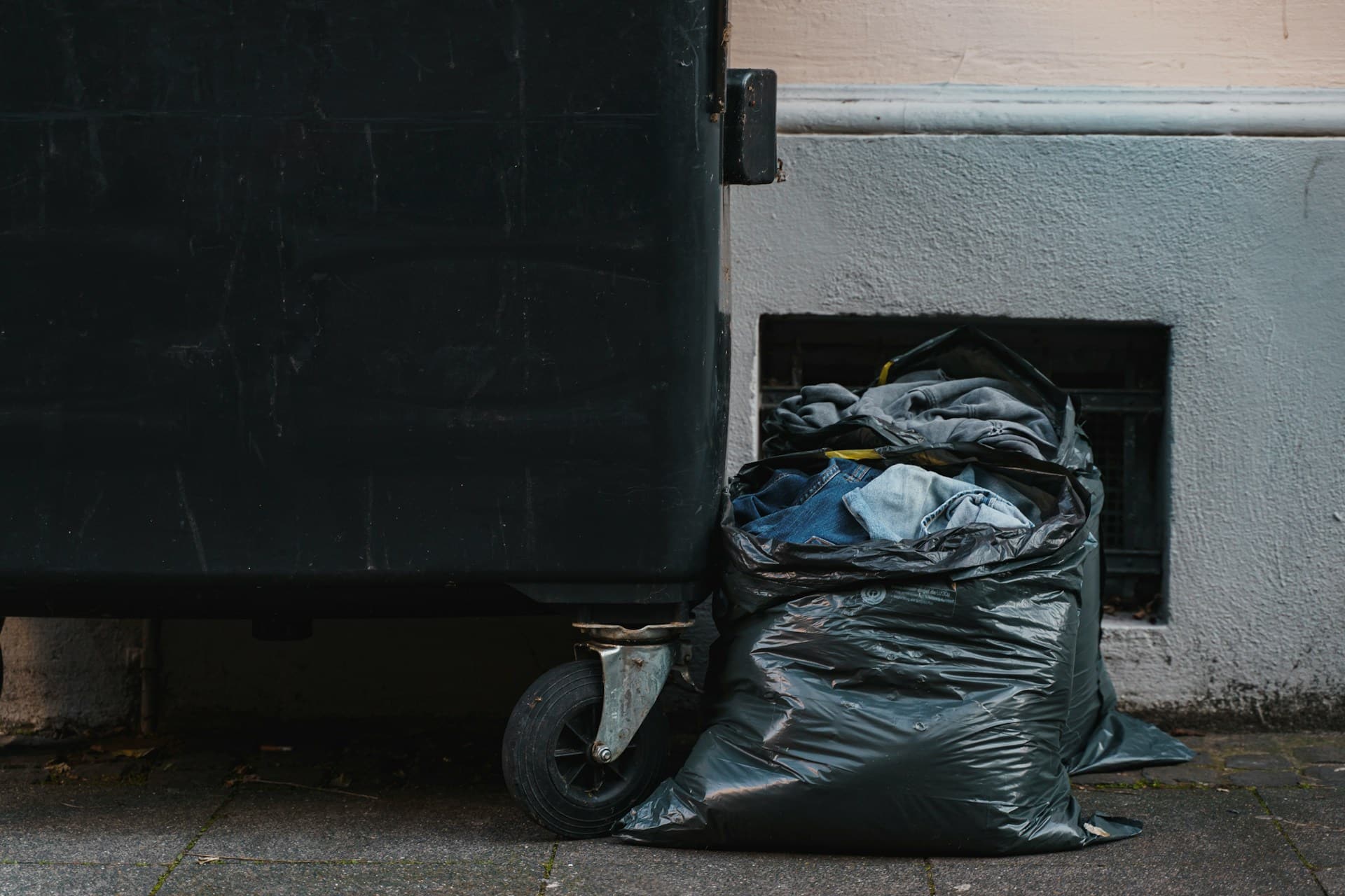 roll off dumpster